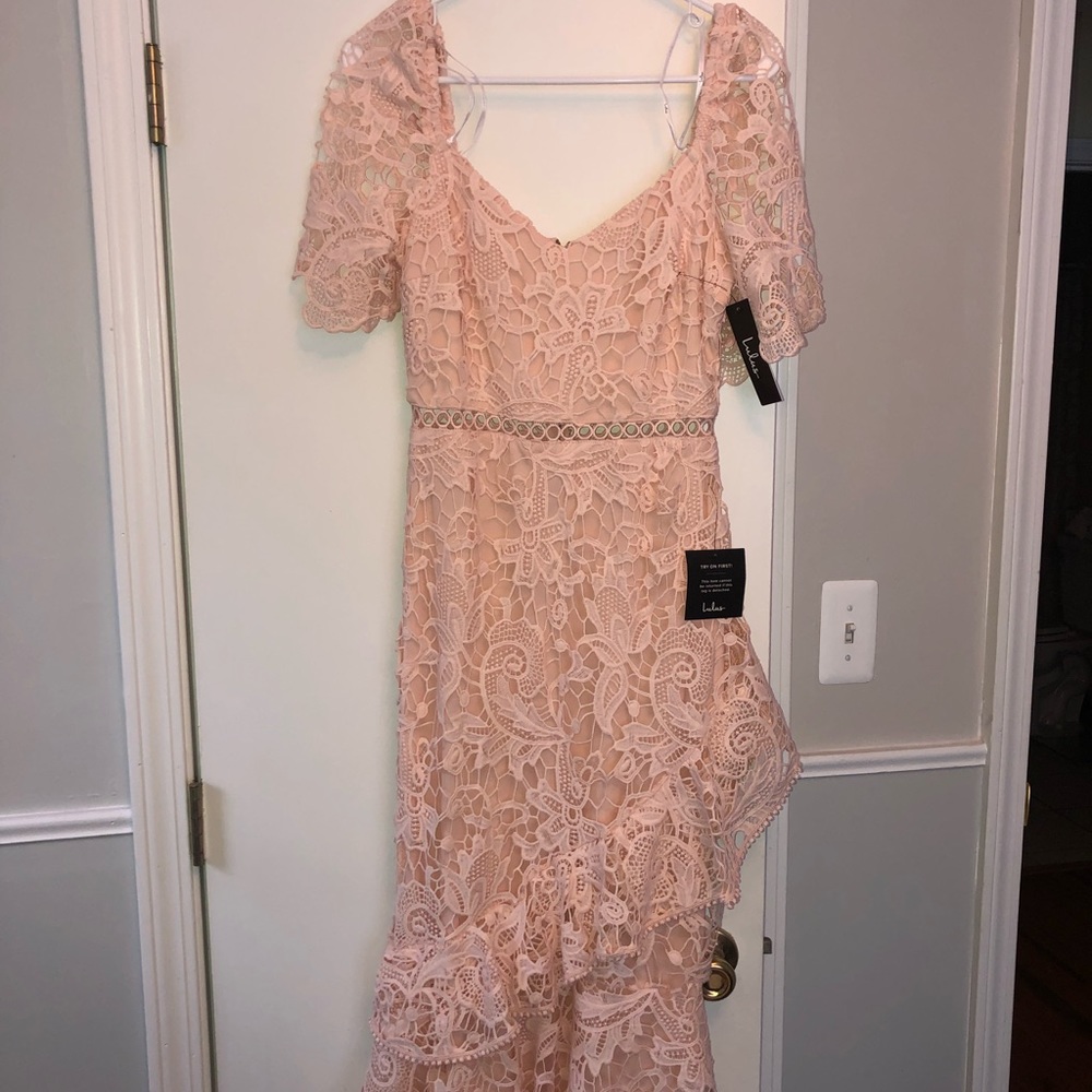 Size Small dress equivalent to 4-6 from Lulu’s